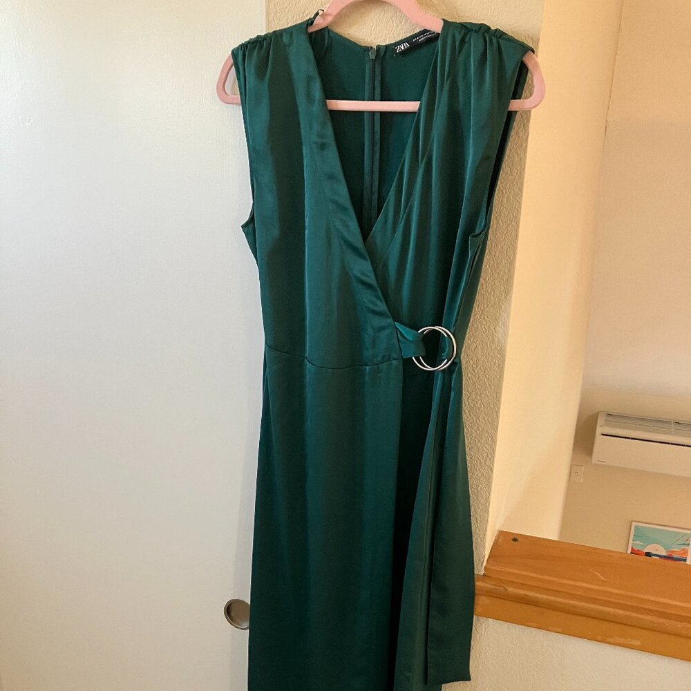 forest green zara satin jumpsuit with wide legs size med